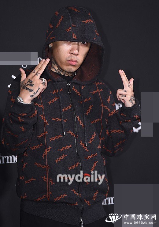 韩嘻哈歌手Dok2欠款案胜诉 珠宝公司索赔被驳回