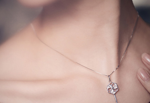 【吉盟珠宝】不同钻石吊坠款式所代表的寓意